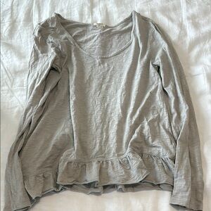 Dylan Soft Gray V-Neck Top size medium